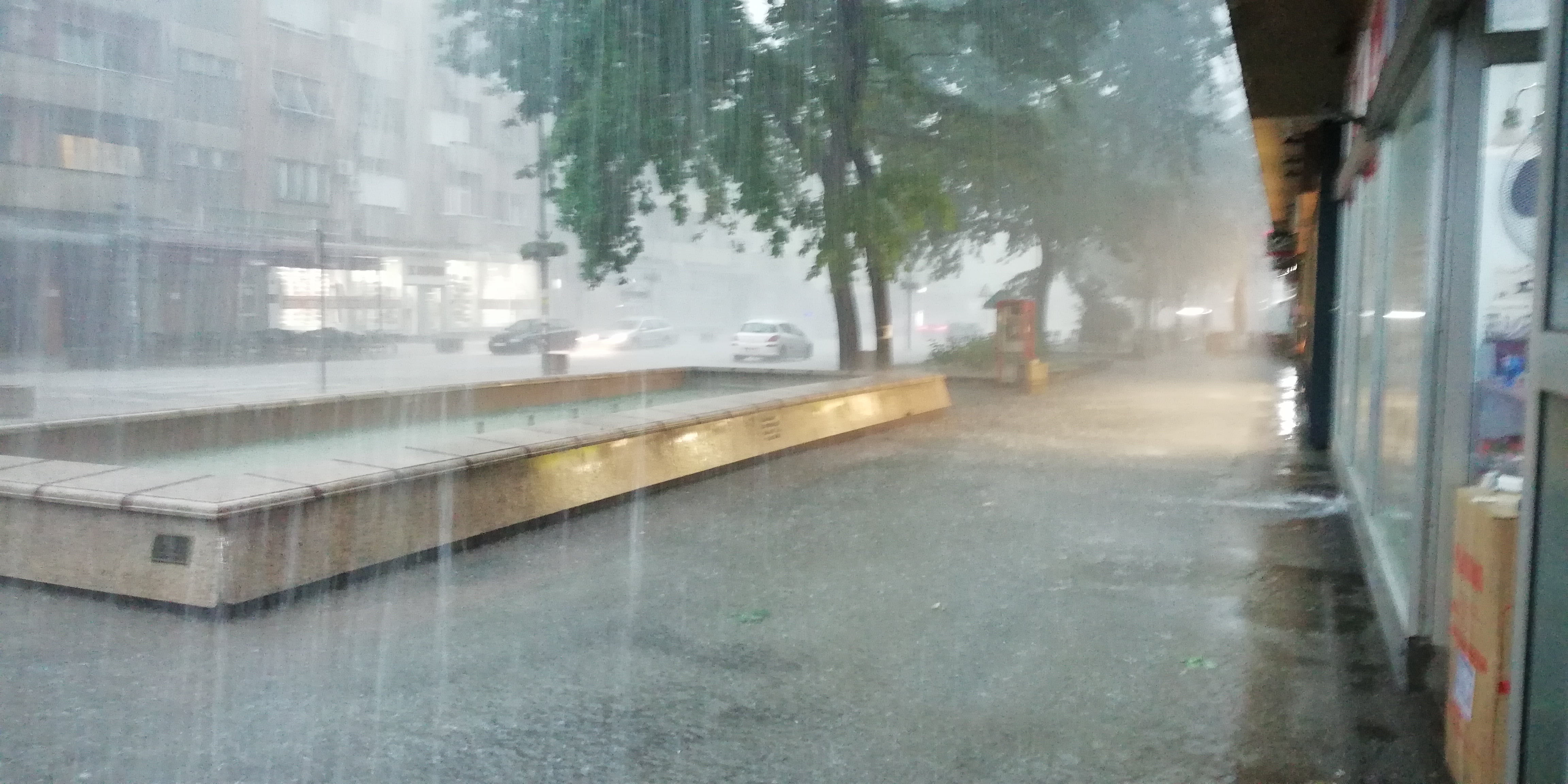 Pozarevac vreme ulica gopro kisa pljusak