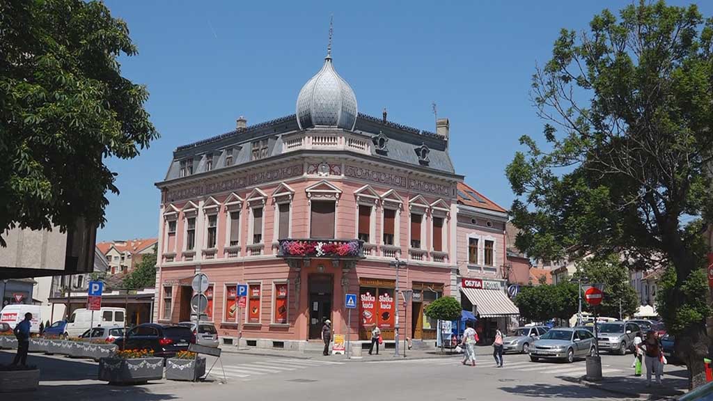 Centar grada apoteka dušmanić leto