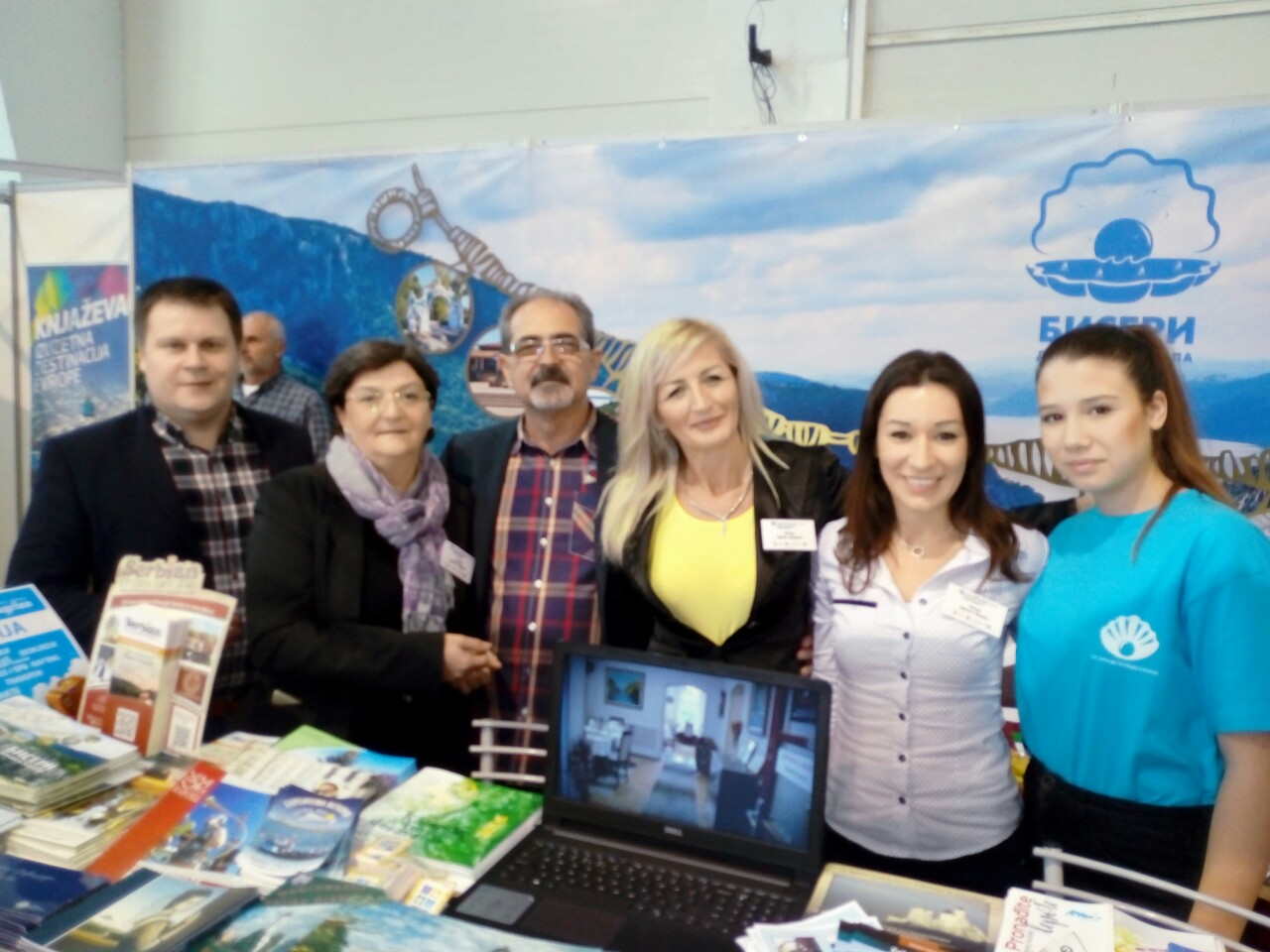 IMG 8b55f3e20a491650c823aa12023d1aa3 V