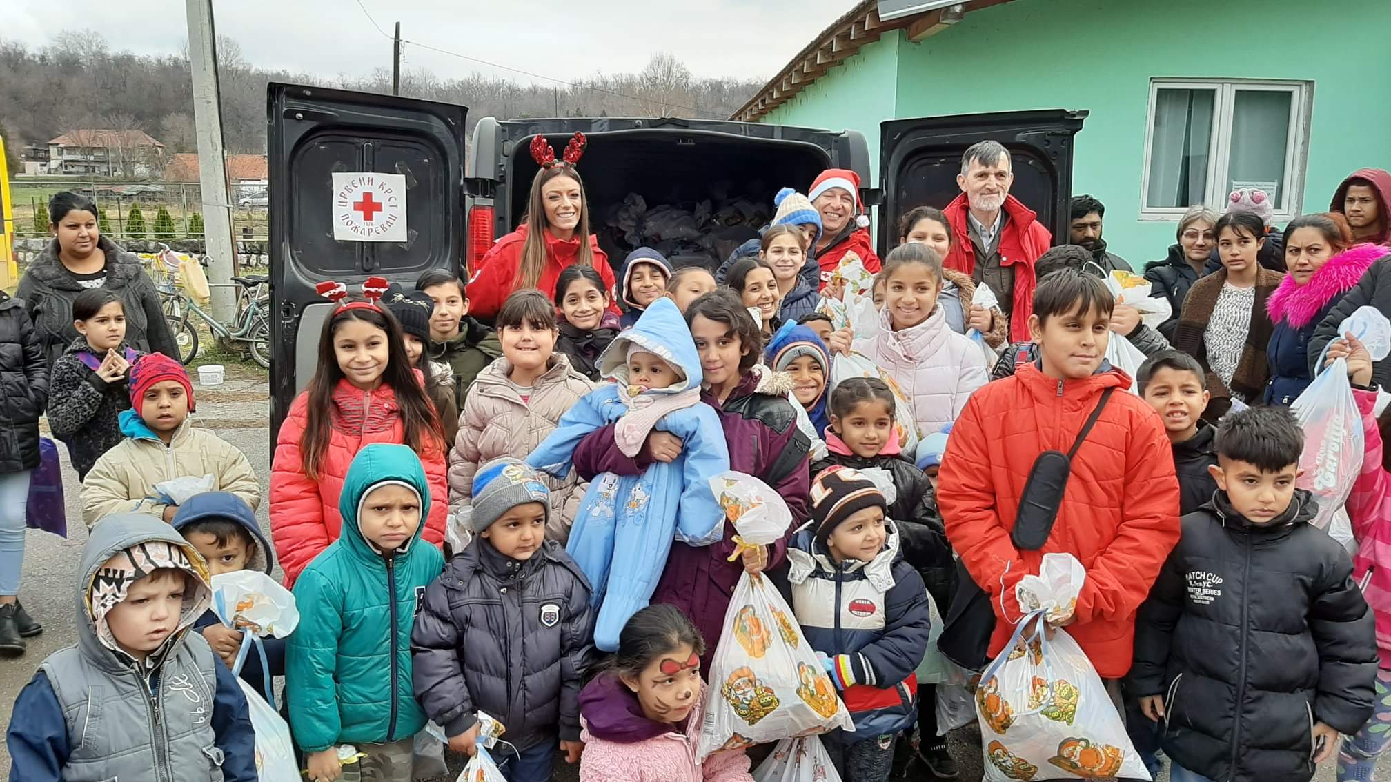 Crveni krst Požarevac – Tradicionalna novogodišnja akcija „Jedan paketić – puno lj...