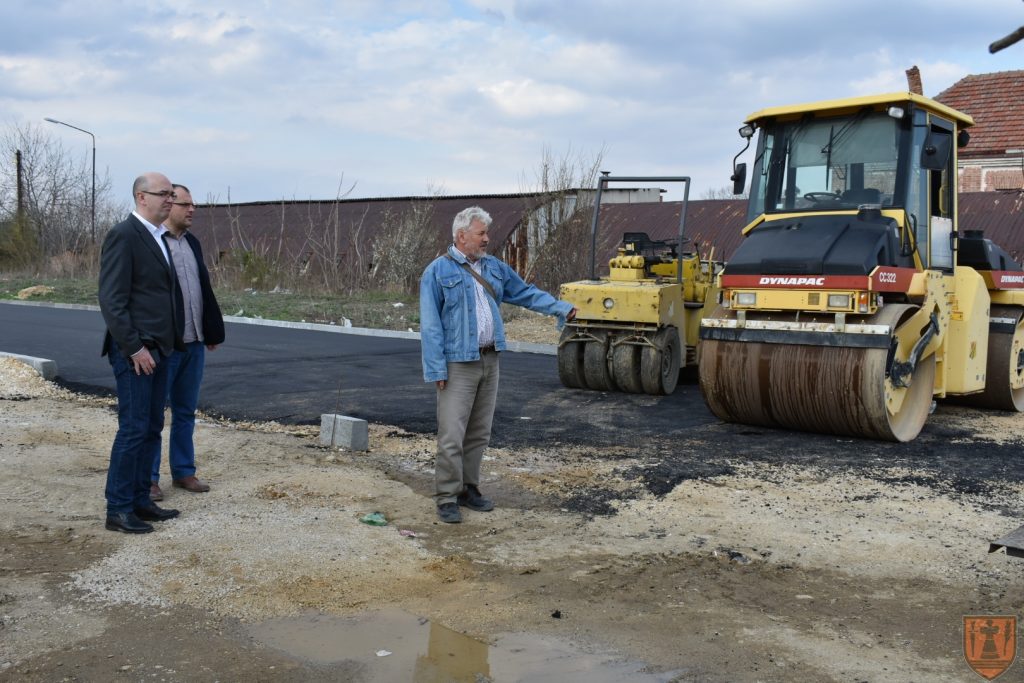 U toku radovi na asfaltiranju ulice Nova 1 u industrijskoj zoni
