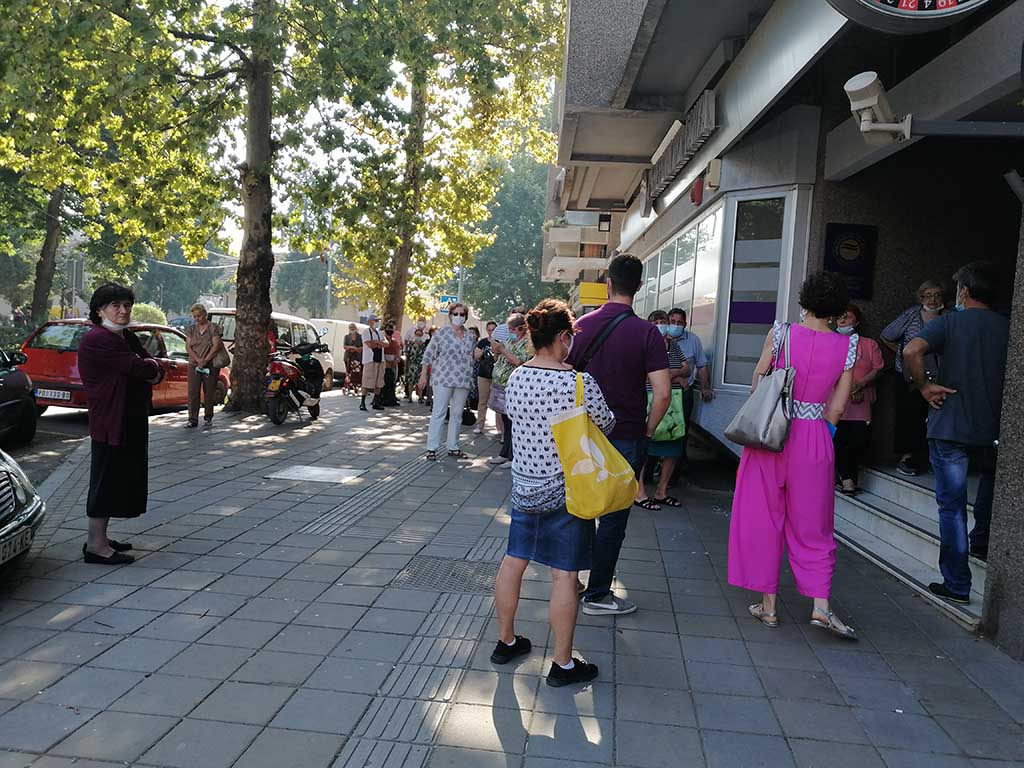 Redovi u gradu