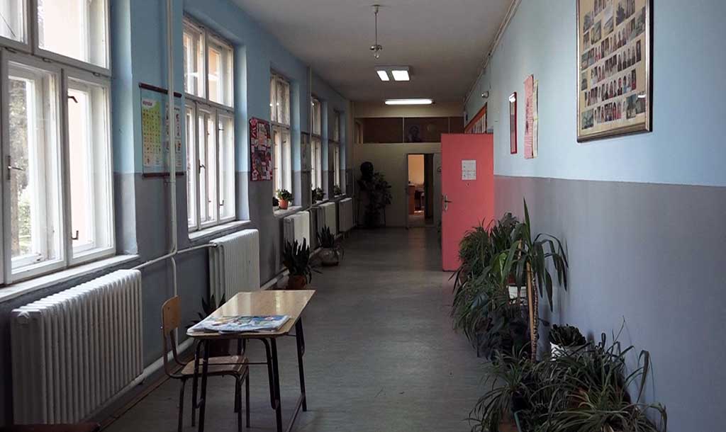 Skola Bradarac 01