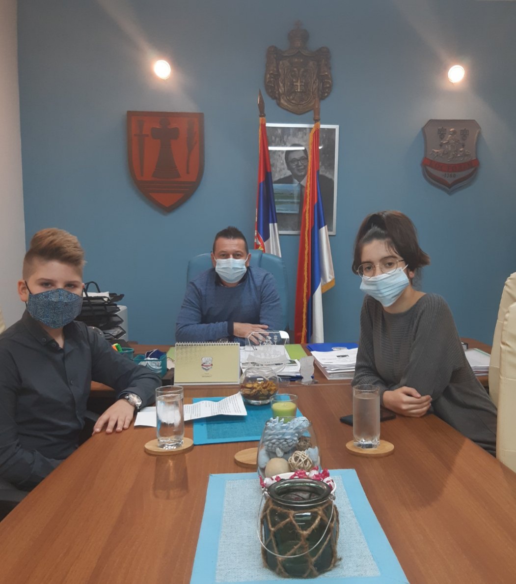 Kostolac: INTERVJU MLADIH NOVINARA SA PREDSEDNIKOM KRSTANOSKIM