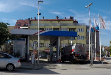 Pumpa benzin