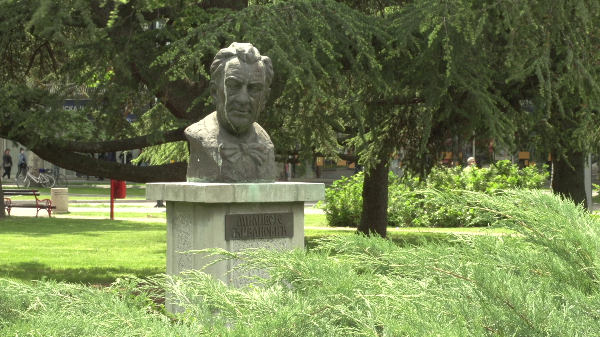 Pozarevac milivoje zivanovic spomenik