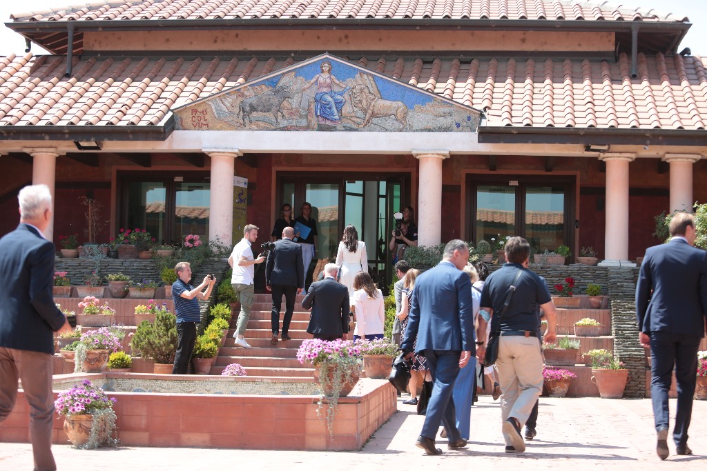 FL020100 copy 1024x683