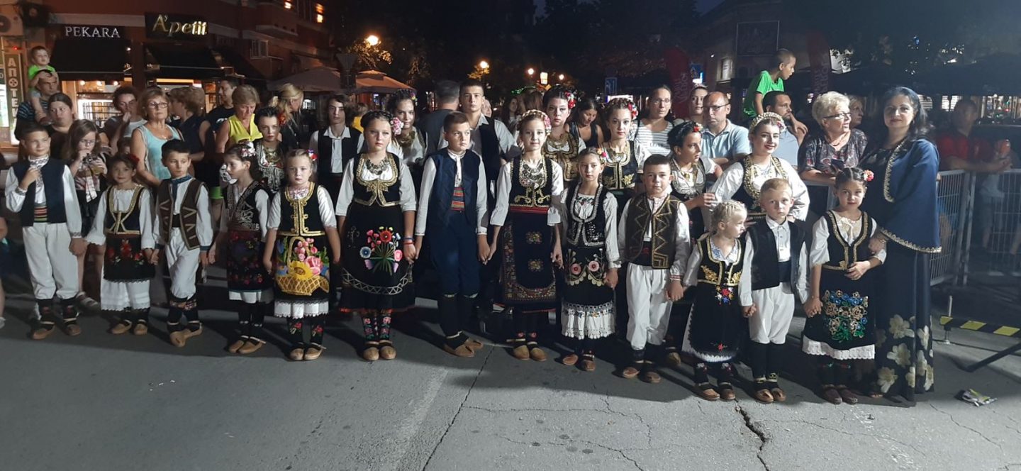 Požarevac: U Letnjem programu nastupila „Srpska tradicija“