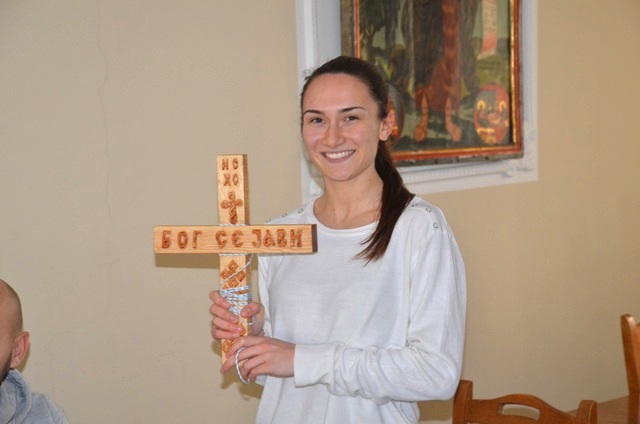 Milica prva doplivala do Časnog krsta