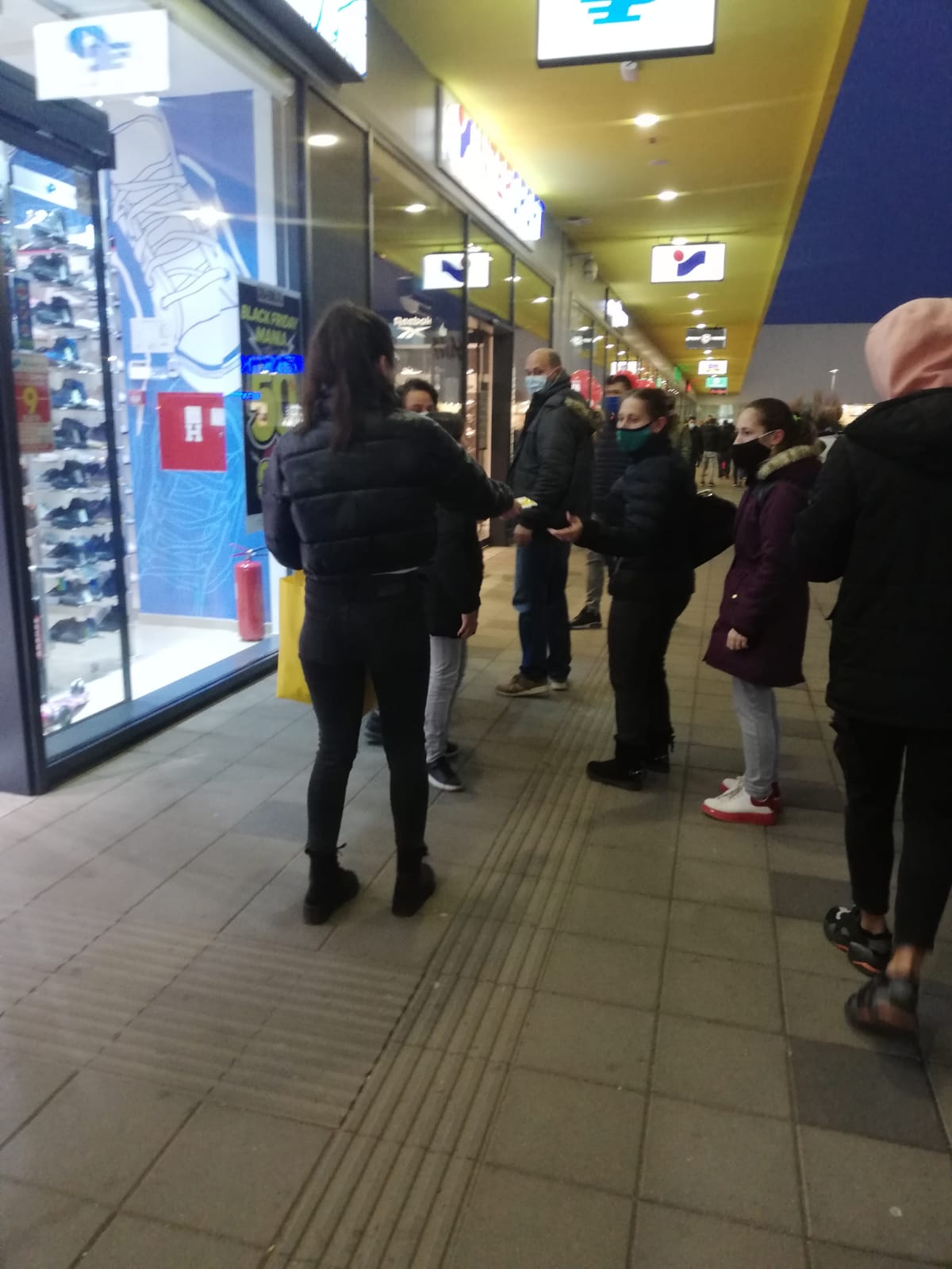 Stop shop