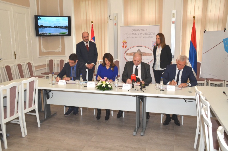 Potpisan Sporazum o realizaciji 1. faze projekta izgradnje marine u Velikom Gradištu
