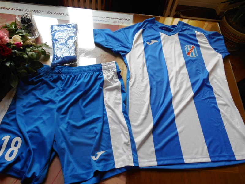 Nova oprema uručena Fudbalskom klubu VGSK