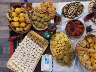 Etnosekcija KUD-a Mladost iz Poljane domaćim proizvodima najavila 17. Uskršnji etno festival FOTO GA...