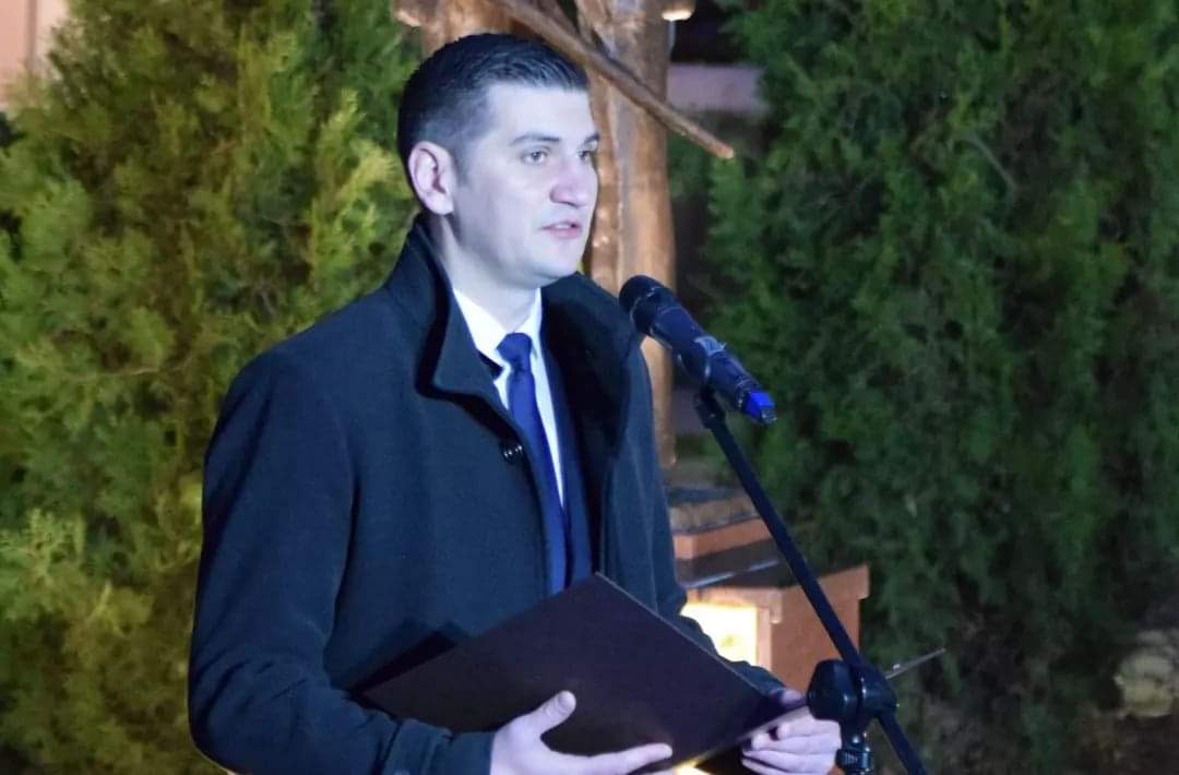 Otkriven spomenik Milivoja Živanovića