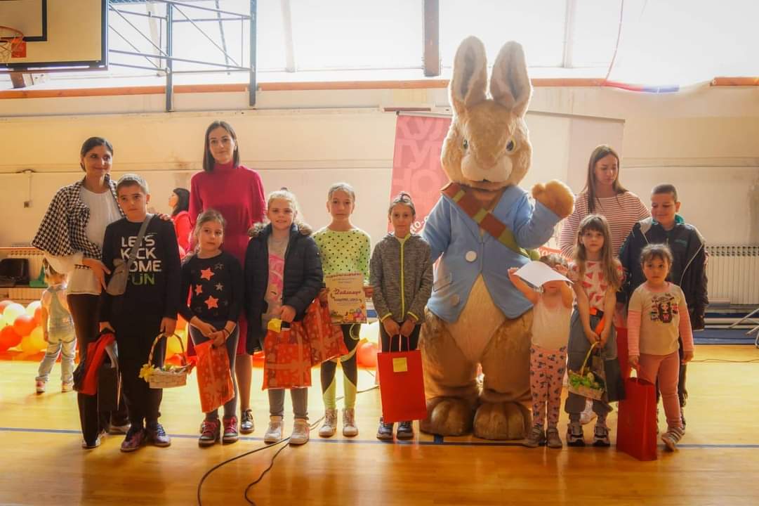 U Kostolcu uživali najmlađi, ali i najstariji