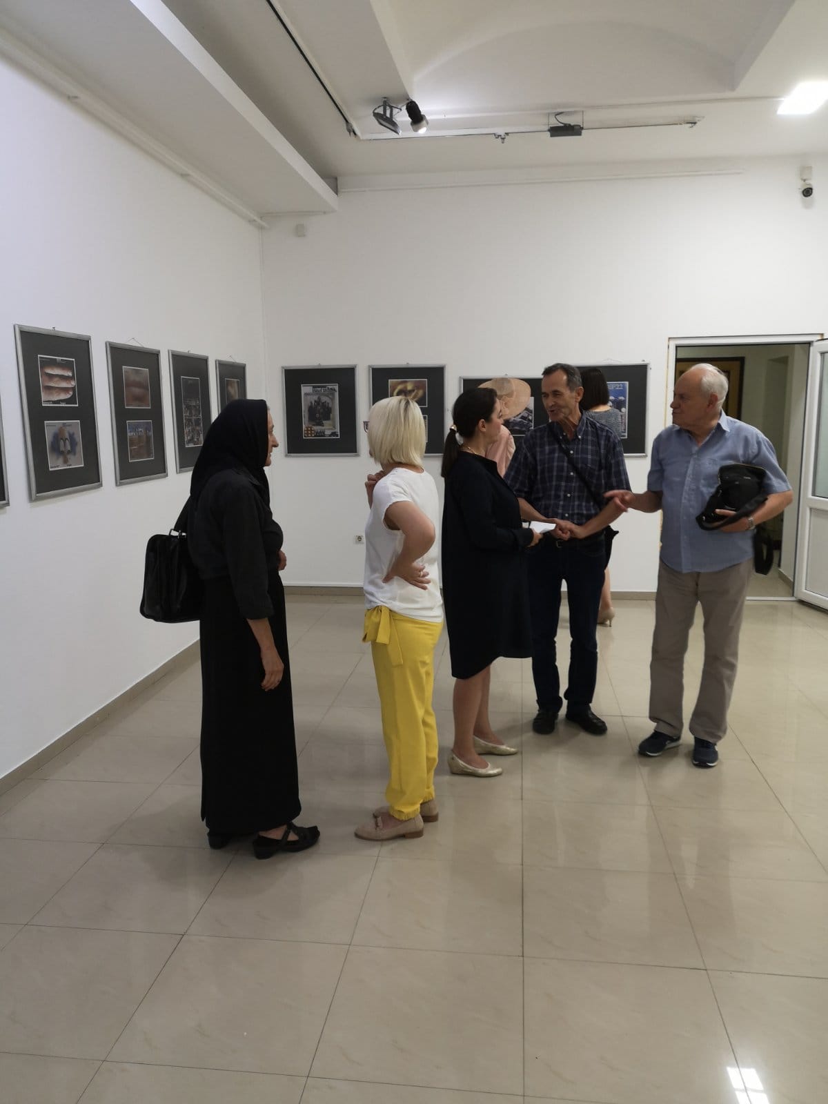 U Galeriji savremene umetnosti u Požarevcu otvorena je izložba „BITEF na plakatu“
