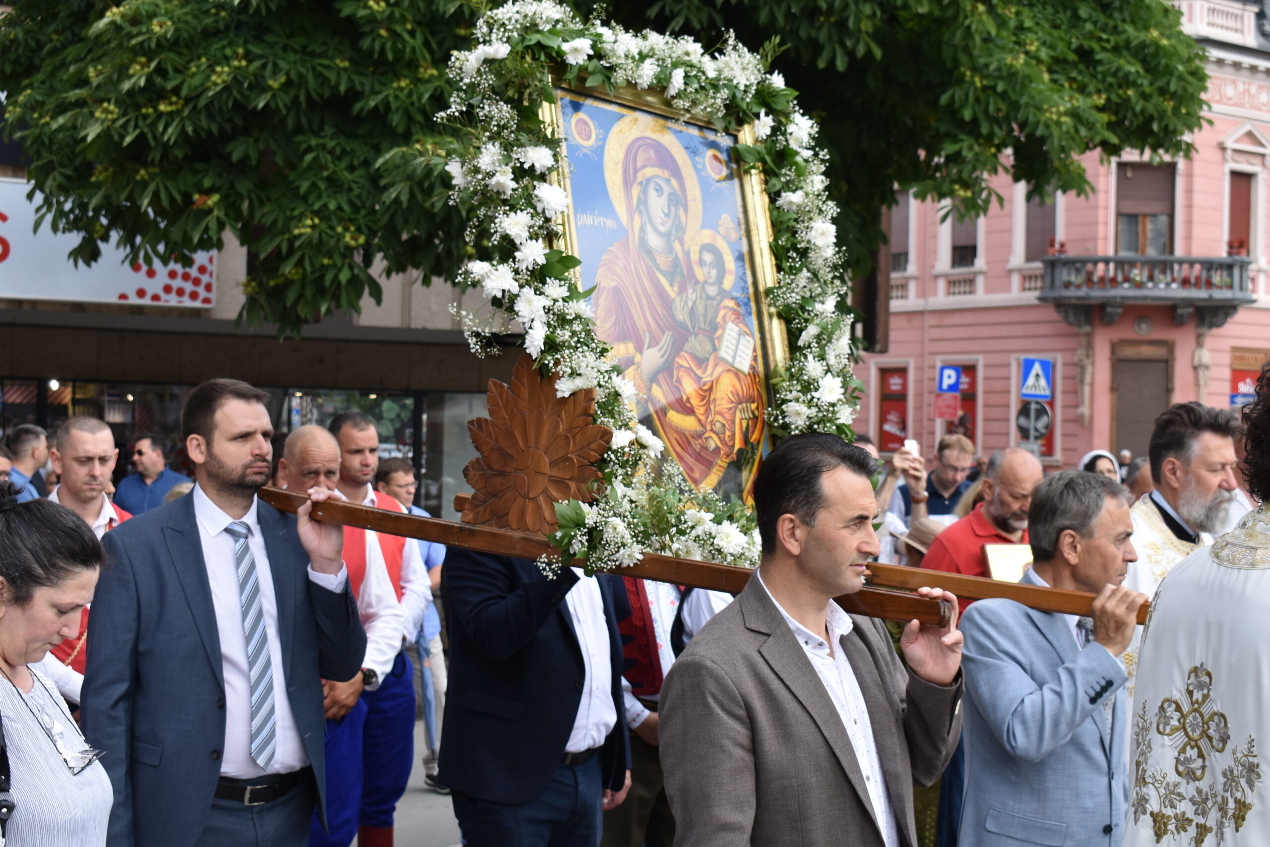 Litija povodom gradske slave