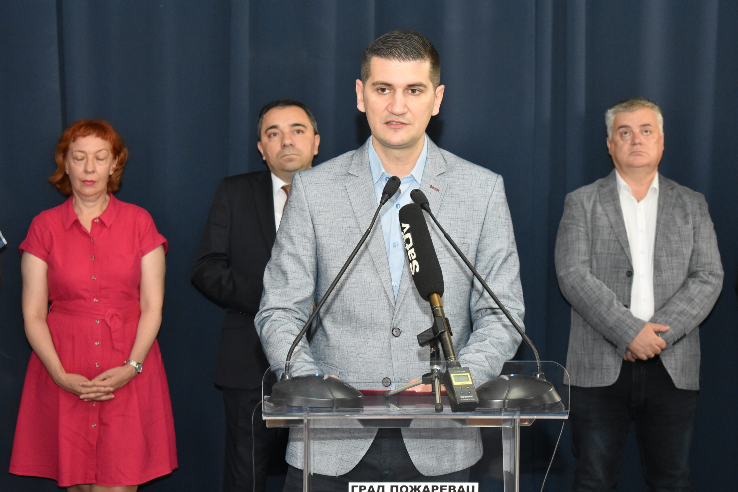 Potpisani ugovori o pokretanju sopstvenog biznisa i zapošljavanja