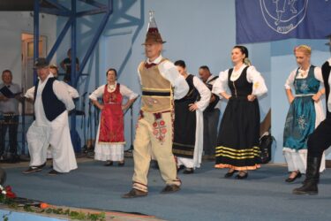 Održan 14. Ostrovaćki bećarac