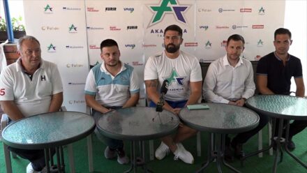 Počela sa radom besplatna škola plivanja vaterpoliste Nikole Rađena