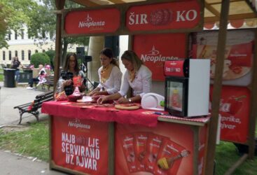 „Izađi mi na teglu“ – Gradski park u Požarevcu danas miriše na papriku