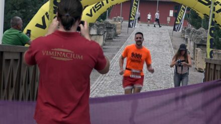 „Trka legionara“ Sanja Jovanović i Denis Firulović najbolji u Kostolačkom polumaratonu