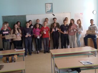 IMG f6ccc2826723bb49e6293507bdd79bce V