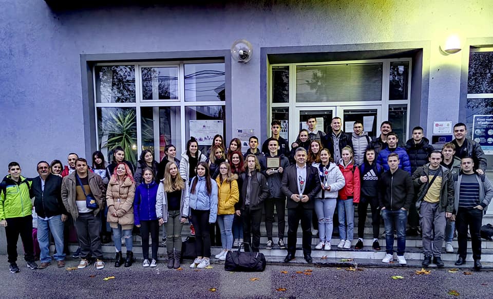 Zlatna plaketa za Folklorni ansambl Opštine Malo Crniće
