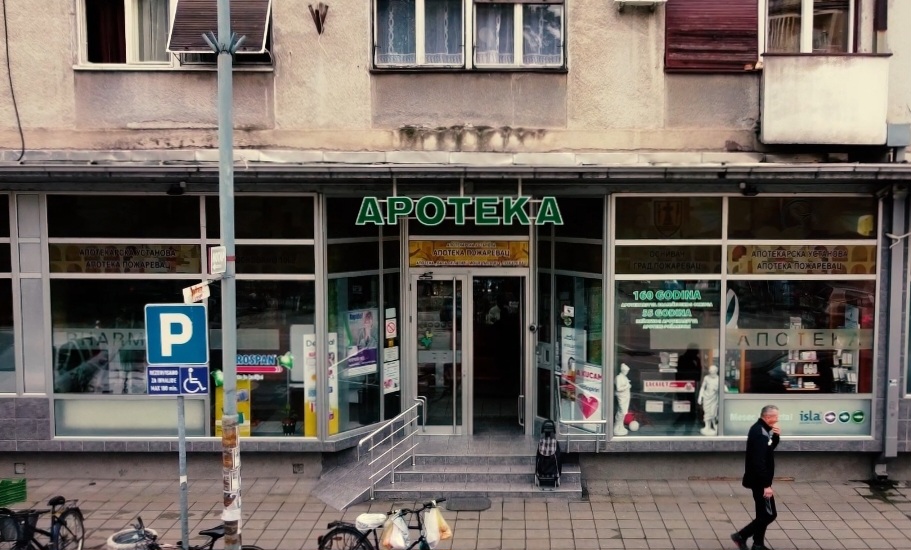 Apoteka
