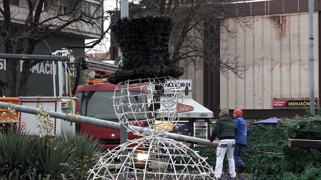 Turisticka kicenje jelke