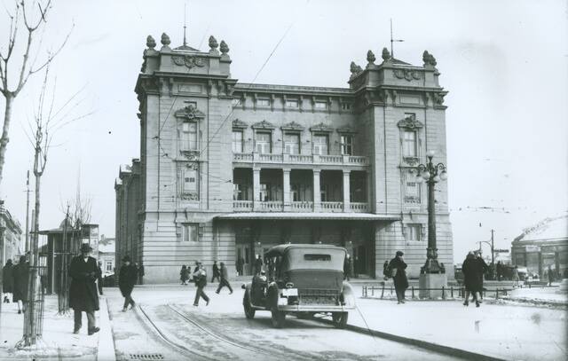Narodno pozoriste istorija