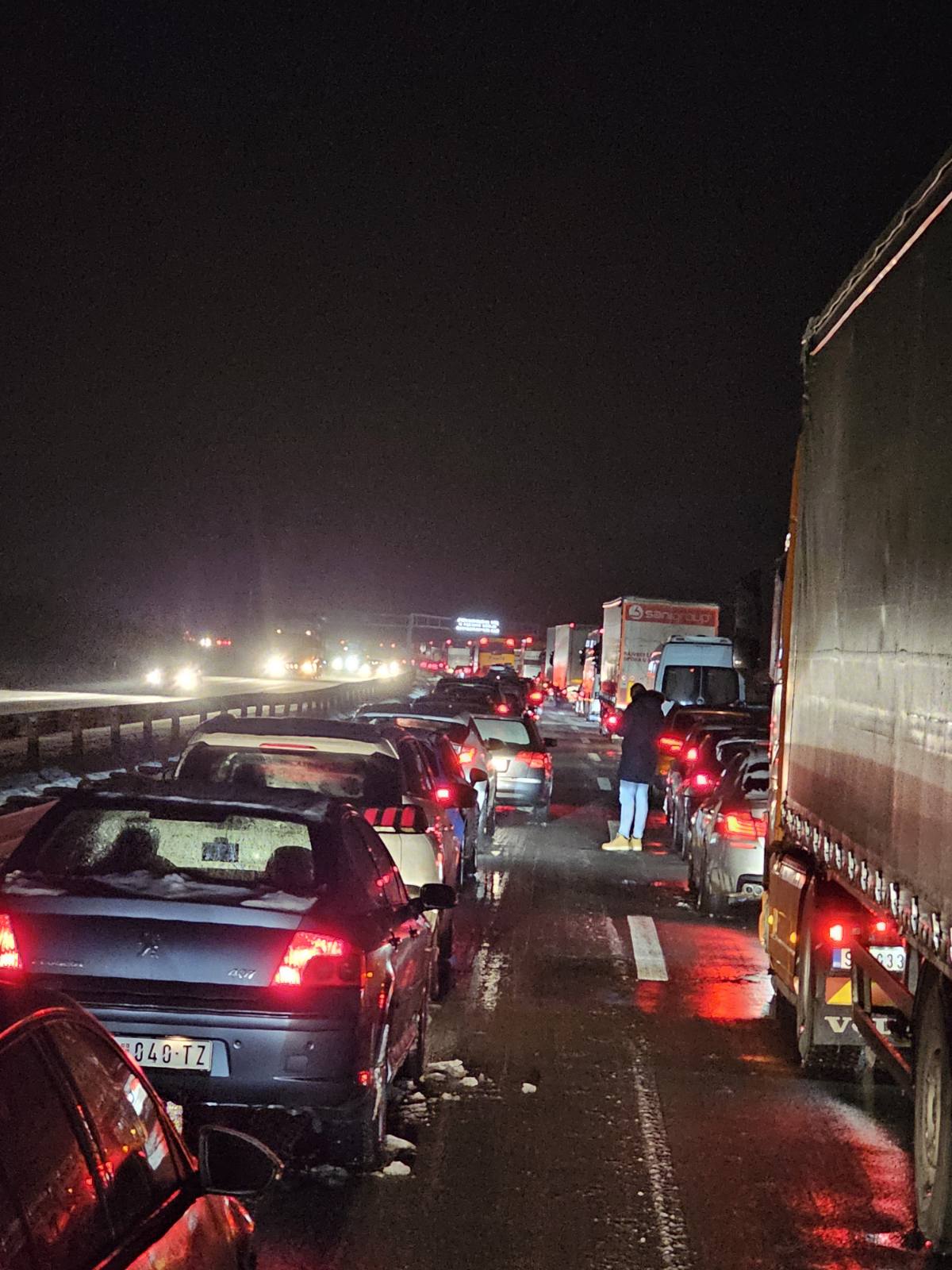 Img 44fc5ee1ca7c0342d3404f55a5211da1 V