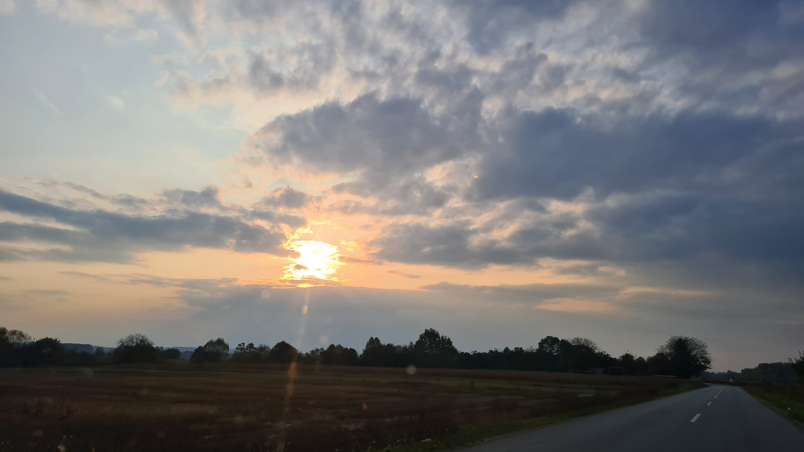 Vreme Sunce Oblaci Jesen