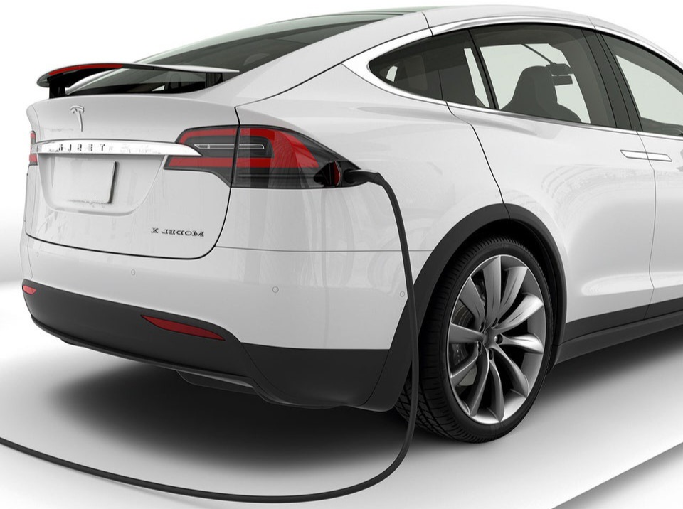 Elektricni Automobil