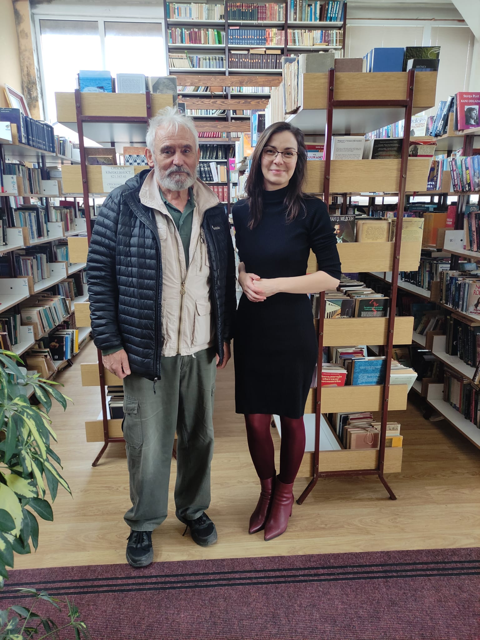 Danas je profesor Mirko Dejić, dugogodišnji profesor Učiteljskog fakulteta u penziji, biblioteci u K...