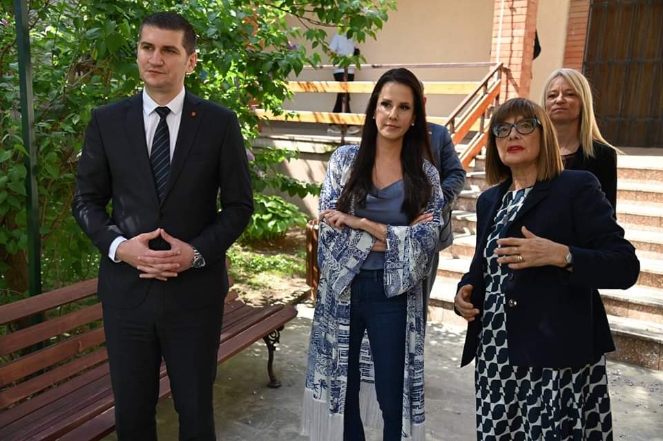 Tamara Vučić i Maja Gojković posetile Galeriju Milene Pavlović Barili