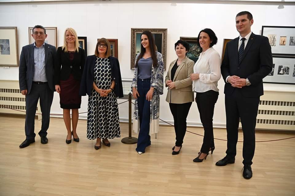 Tamara Vučić i Maja Gojković posetile Galeriju Milene Pavlović Barili