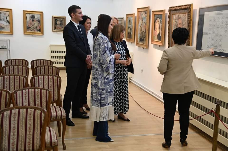 Tamara Vučić i Maja Gojković posetile Galeriju Milene Pavlović Barili