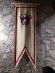 Izložba srednjevekovnih oklopa i fresaka „Sveti ratnici“ (FOTO GALERIJA)