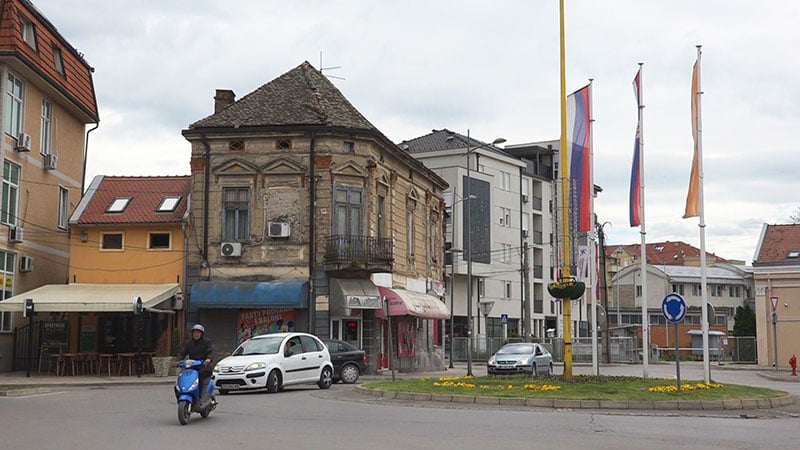 Bulevar Oblačno Kružni Tok 02