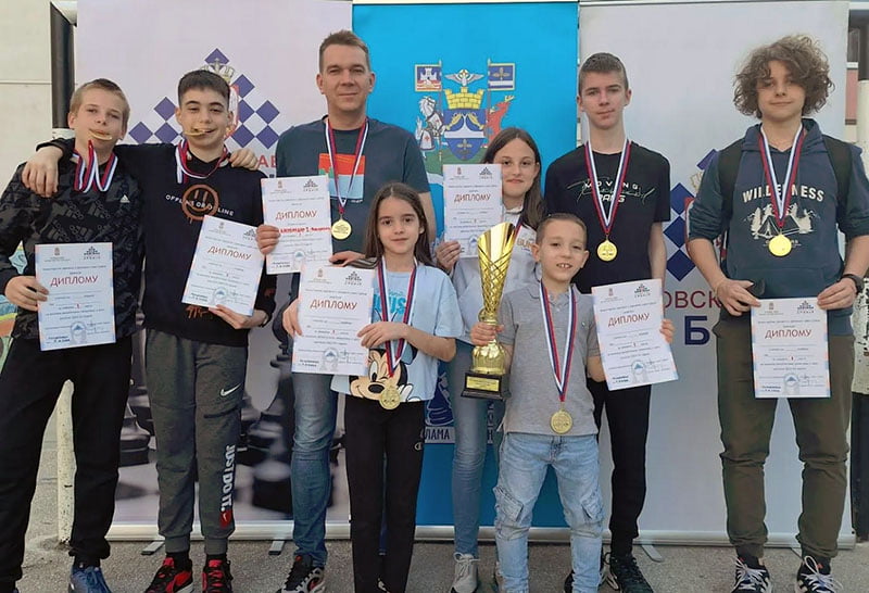 šahisti Kralj 01