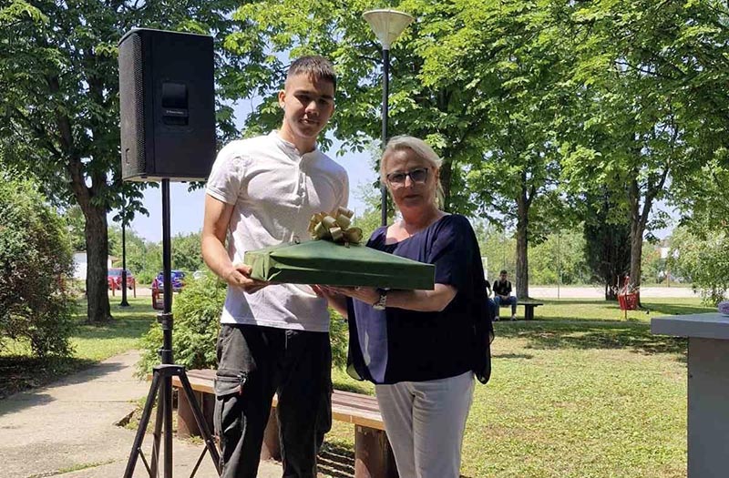 Svečana dodela diploma učenicima završnih razreda Tehničke škole „Nikola Tesla“ – ...