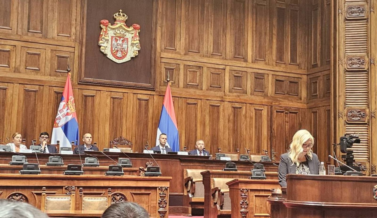 Img 49f65066c5e46608695e1653f54b8614 V