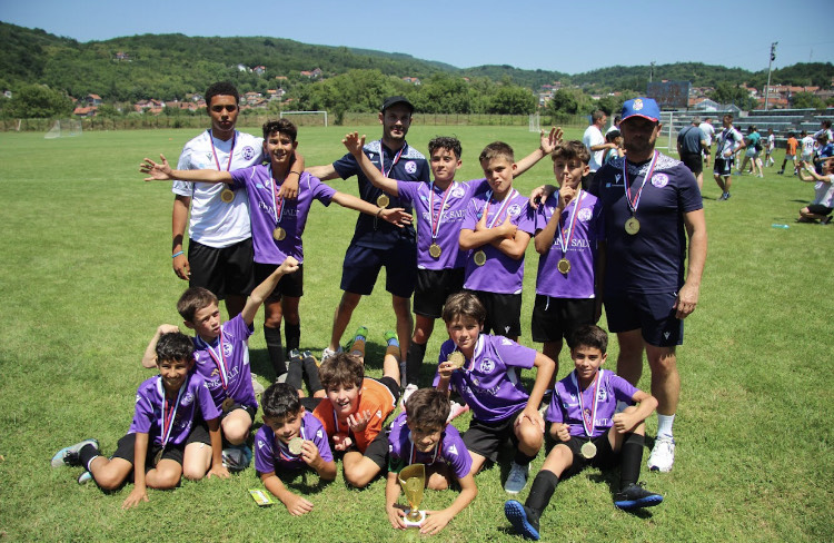 Ximg 8011.jpg.pagespeed.ic.y Rthp 19x