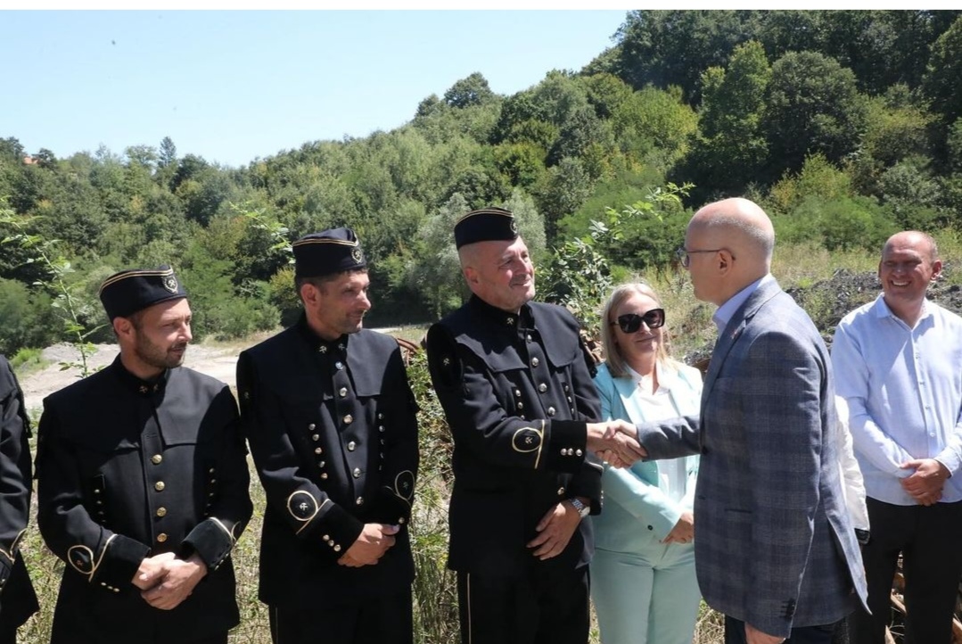 Screenshot 20240808 164141 Edit 1952373861373924