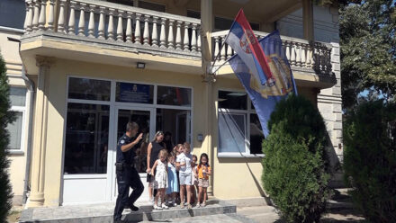 Policija Deca 07