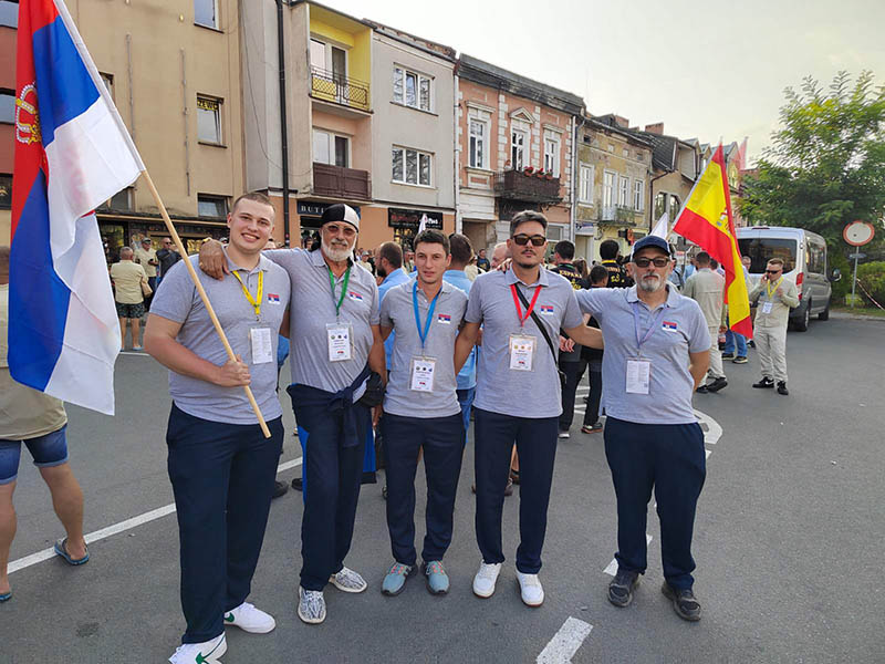 Img 9d1e356e25b8f6129fb8325c2c4220a7 V