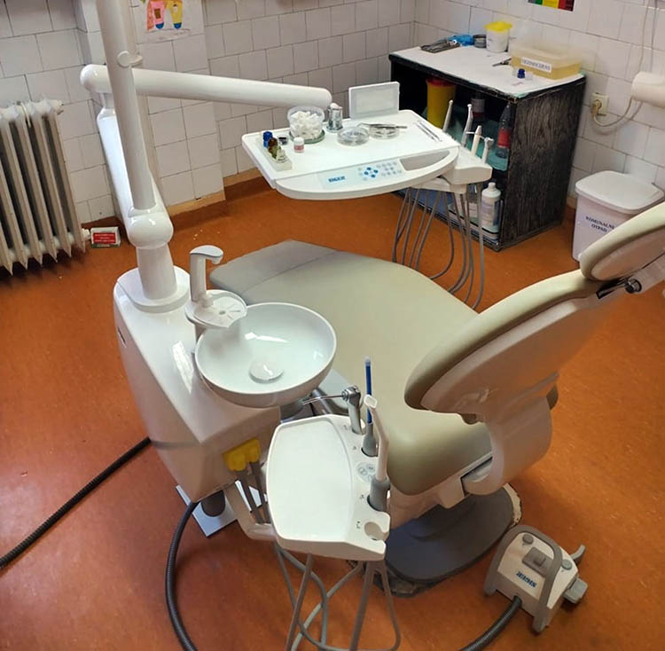 Stomatološka Stolica 01