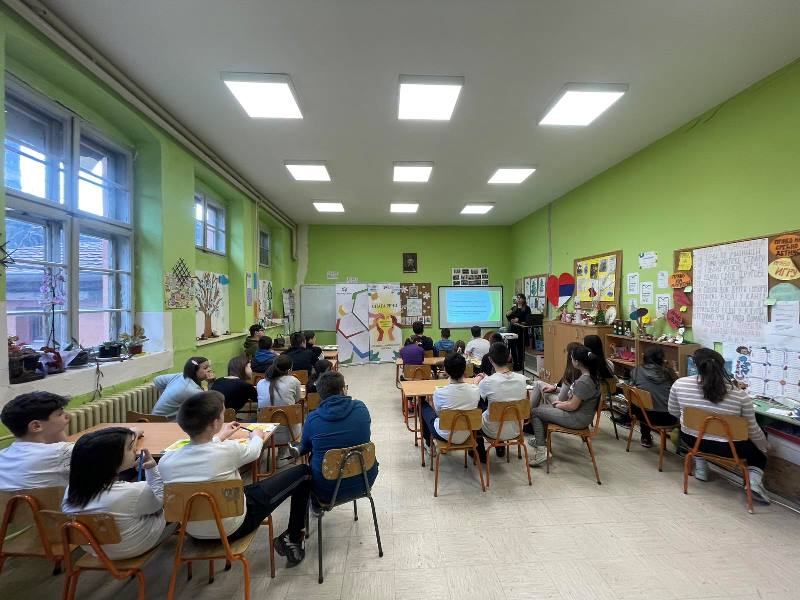 Img Ec2e3741f7d79d2f6dad7ff8b4068b84 V