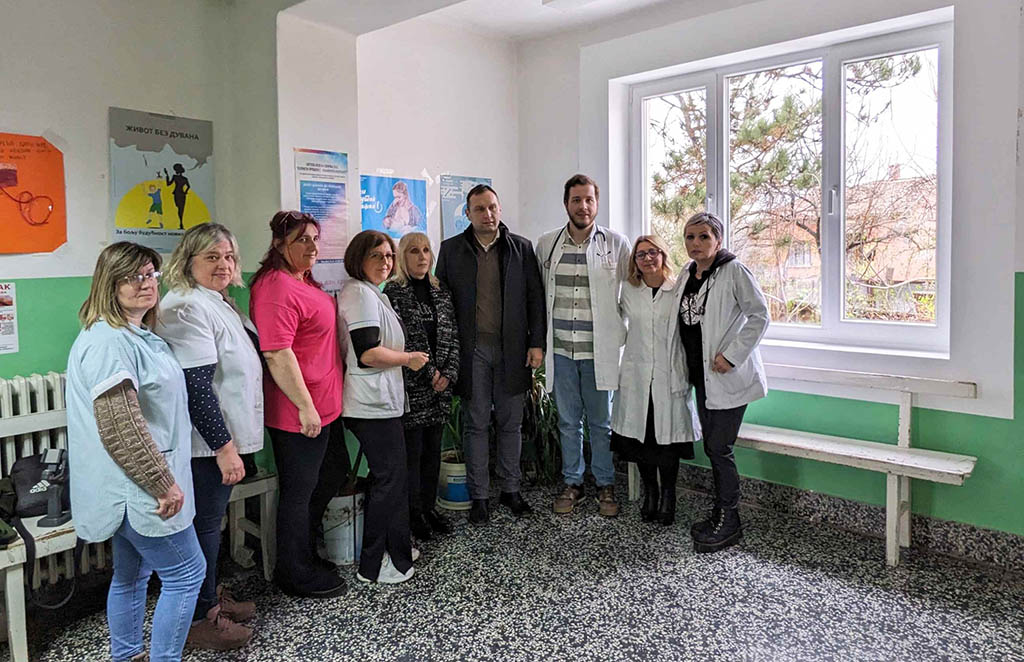 Ambulanta rabrovo 01